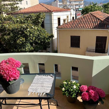 Antonis Kavros Appartment In The Center Of Chania Chrissi Akti Chania Exterior foto