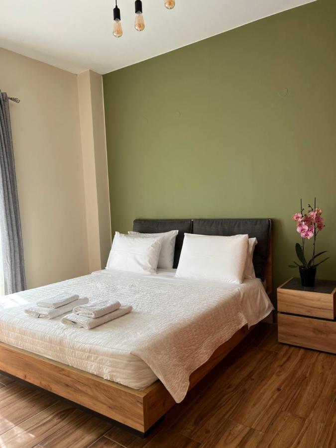 Antonis Kavros Appartment In The Center Of Chania Chrissi Akti Chania Exterior foto